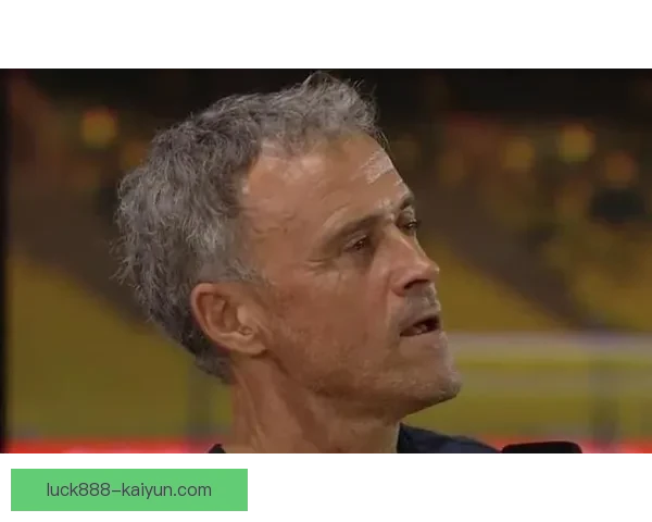 恩里克战术调整引发热议，新阵型助力球队状态回暖