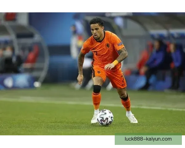 奥布拉克青训故事解析：展现其成长历程与成就背后的努力与坚持